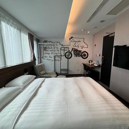 Rf Hotel  Linsen Taipei Extérieur photo