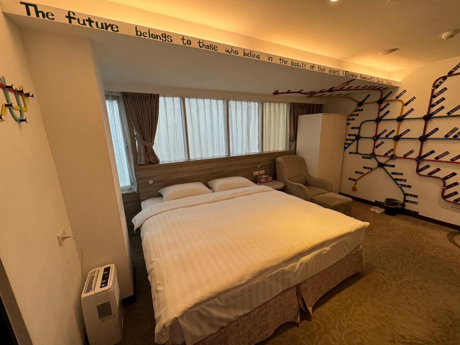 Rf Hotel  Linsen Taipei Extérieur photo